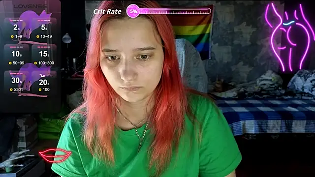 Snapshot of RachelPirce chatting on June 1, 12:44 am RachelPirce online show from June 1, 12:44 am