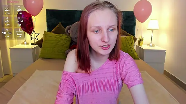 Snapshot of SallyFishery chatting on March 19, 11:06 am SallyFishery online show from March 19, 11:06 am