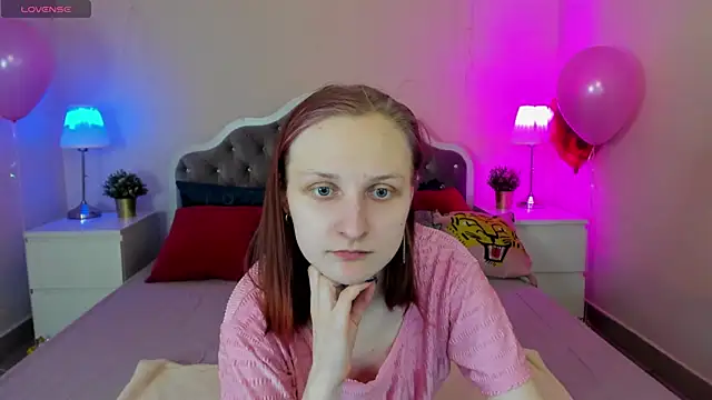 Snapshot of SallyFishery chatting on March 1, 2:02 pm SallyFishery online show from March 1, 2:02 pm