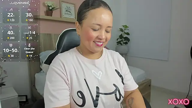 linda rios  online show from January 11, 2:40 am