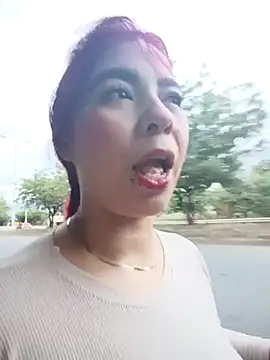 Snapshot of KathaDanger chatting on November 29, 10:21 pm KathaDanger online show from November 29, 10:21 pm