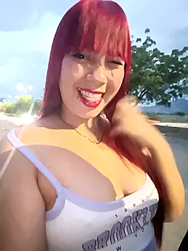 Snapshot of KathaDanger chatting on November 23, 10:42 pm KathaDanger online show from November 23, 10:42 pm