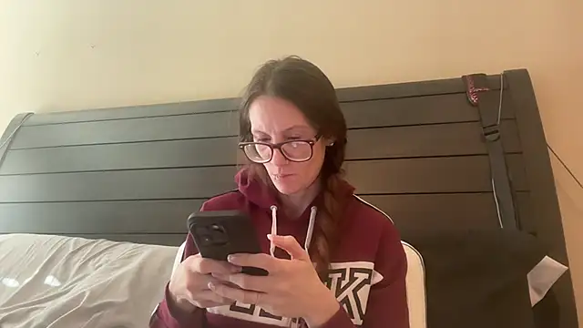 Snapshot of yourstrulylivy69 chatting on January 23, 6:14 pm yourstrulylivy69 online show from January 23, 6:14 pm