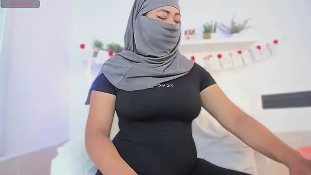 jazmin anbar online show from October 2, 6:11 pm