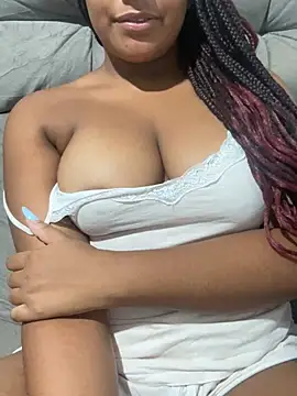 bebezinha204 online show from December 14, 2:33 am
