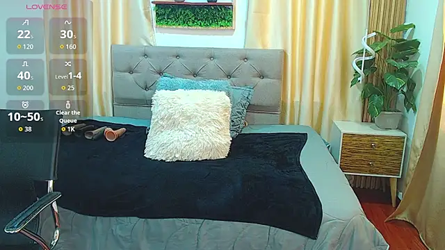 sasi luna online show from December 17, 2:33 pm