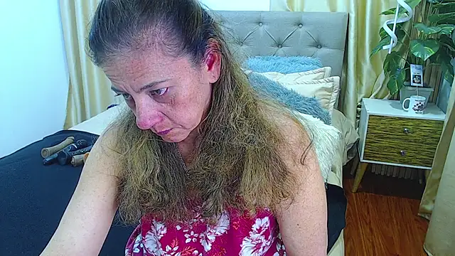 sasi luna online show from January 11, 4:08 am