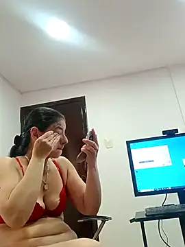 Snapshot of sasi_luna chatting on September 24, 4:57 pm sasi luna online show from September 24, 4:57 pm