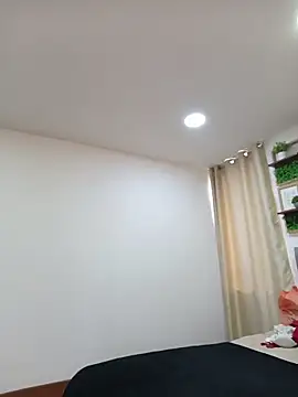 sasi luna online show from March 3, 2:02 pm