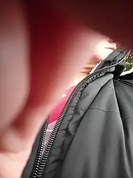 sasi luna online show from April 9, 1:06 pm