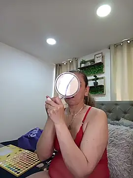 sasi luna online show from March 13, 2:11 pm