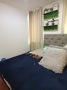 sasi luna online show from March 24, 2:06 pm