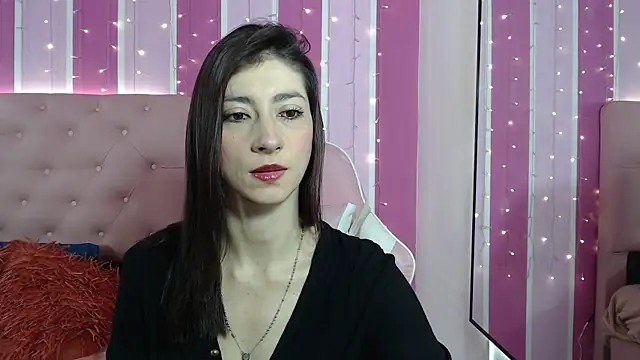 Snapshot of aitana_ag chatting on March 10, 12:17 pm aitana ag online show from March 10, 12:17 pm