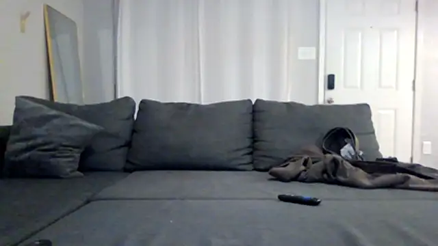 Snapshot of Strokeking4u chatting on February 8, 9:07 am Strokeking4u online show from February 8, 9:07 am