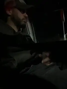 Snapshot of Strokeking4u chatting on February 15, 9:41 am Strokeking4u online show from February 15, 9:41 am