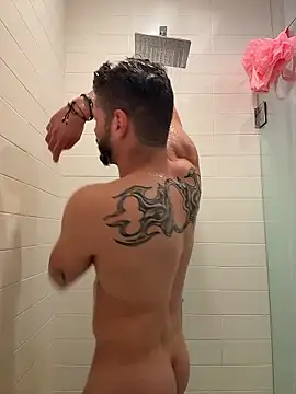 Snapshot of Strokeking4u chatting on January 12, 4:08 am Strokeking4u online show from January 12, 4:08 am