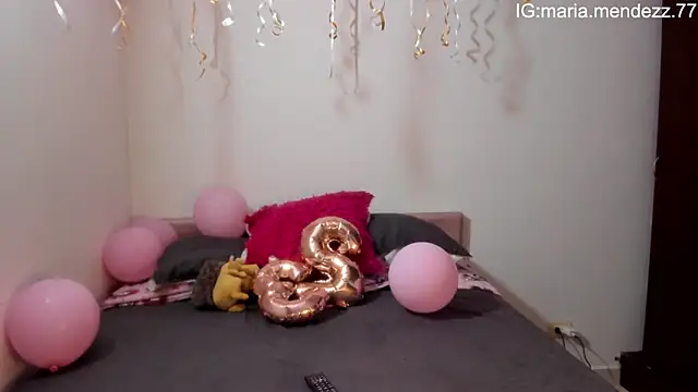 maria mendez  online show from October 3, 3:09 am