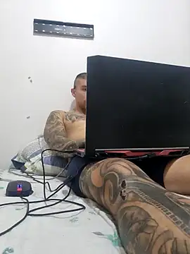 cris21324 online show from December 15, 12:51 am