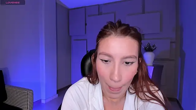 MiaFarrell  online show from October 21, 6:07 pm