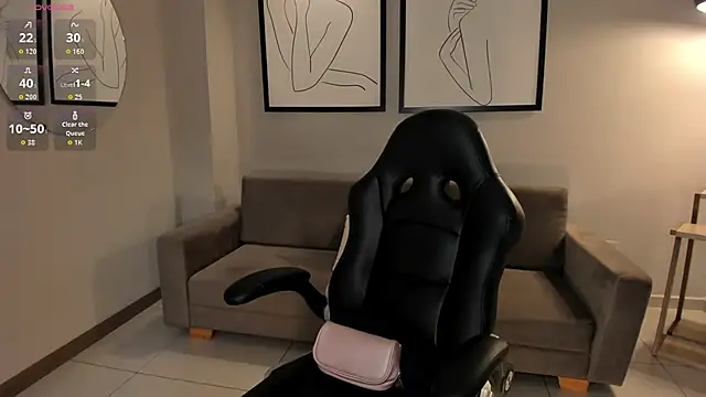 MiaFarrell  online show from September 26, 6:26 pm