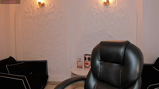 Snapshot of BellaCarteer_ chatting on June 15, 8:30 pm BellaCarteer online show from June 15, 8:30 pm