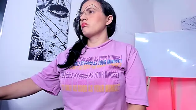 africa holmes online show from April 30, 2:18 am