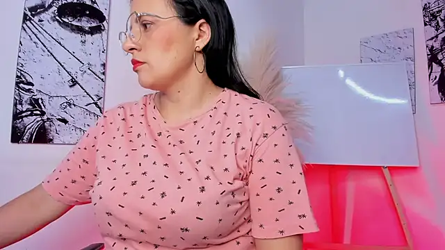 africa holmes online show from March 25, 2:12 am