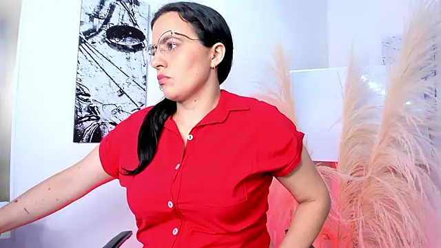 africa holmes online show from January 17, 2:15 am