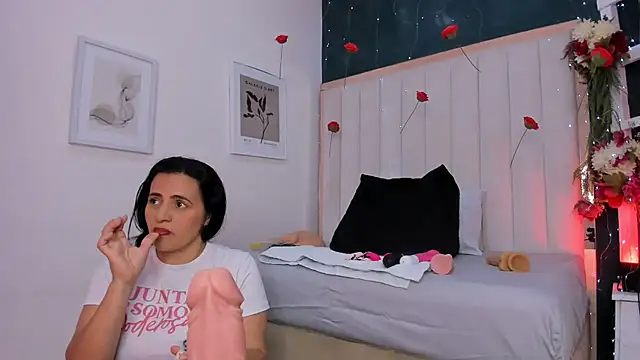 africa holmes online show from February 19, 2:19 am