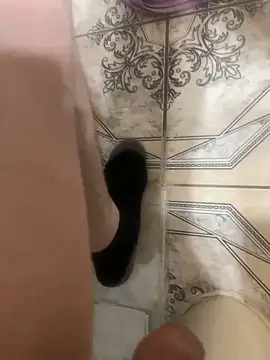 Snapshot of HoneyCoconuts chatting on March 20, 8:42 am HoneyCoconuts online show from March 20, 8:42 am