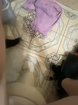 Snapshot of HoneyCoconuts chatting on February 13, 9:09 am HoneyCoconuts online show from February 13, 9:09 am