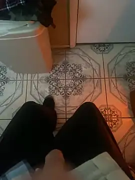 Snapshot of HoneyCoconuts chatting on February 18, 3:20 pm HoneyCoconuts online show from February 18, 3:20 pm