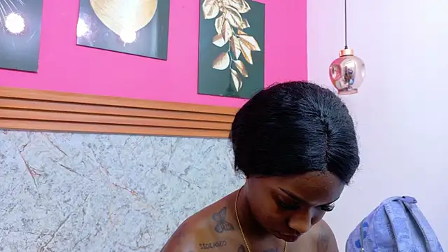 kinkyandsavage online show from December 17, 7:30 pm