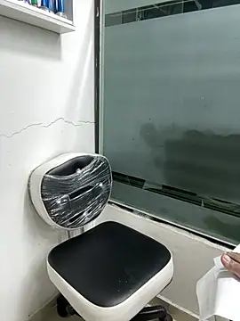 Snapshot of Naticol1 chatting on February 21, 3:08 am Naticol1 online show from February 21, 3:08 am