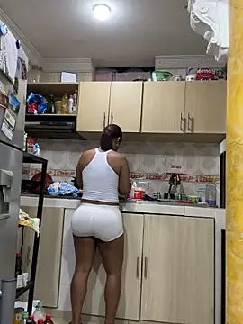 Snapshot of Naticol1 chatting on February 7, 4:20 am Naticol1 online show from February 7, 4:20 am