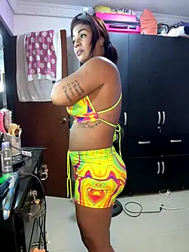 Snapshot of Naticol1 chatting on December 21, 3:19 am Naticol1 online show from December 21, 3:19 am