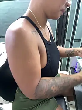 Snapshot of Naticol1 chatting on January 17, 7:39 pm Naticol1 online show from January 17, 7:39 pm