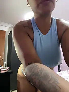 Snapshot of Naticol1 chatting on February 21, 11:51 pm Naticol1 online show from February 21, 11:51 pm