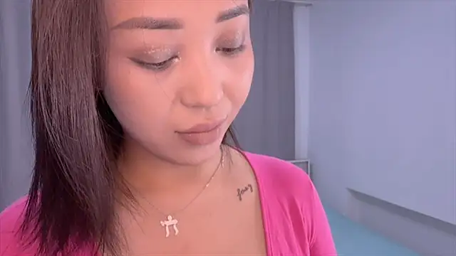 PurrrfectMiko online show from April 16, 2:40 pm