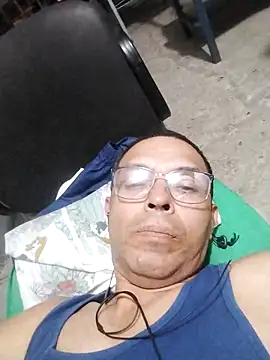 Alex011277 online show from October 12, 3:52 am