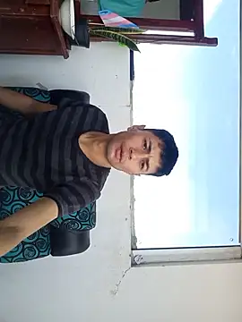 1418edwar online show from November 4, 5:39 pm