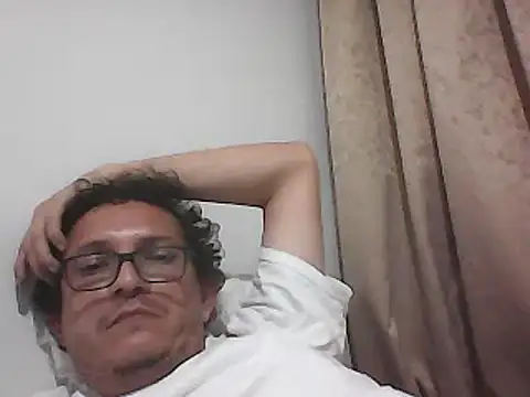 Bombi22 online show from November 2, 6:07 am