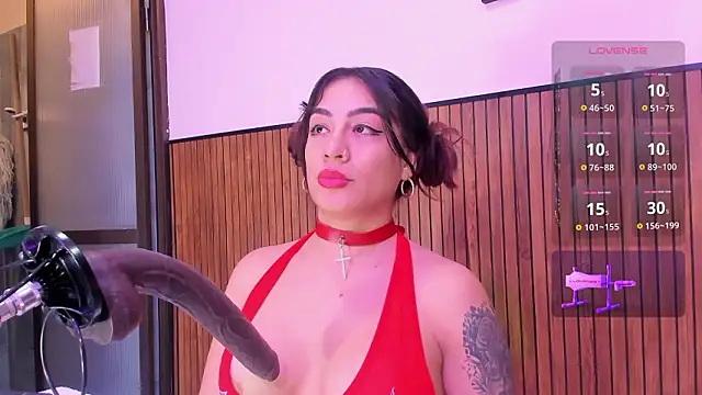 violett collins  online show from February 6, 6:09 am