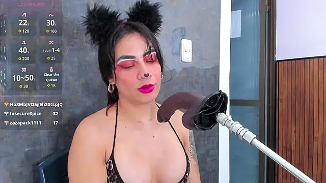 violett collins  online show from October 19, 6:38 am