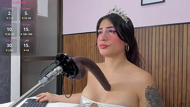 violett collins  online show from January 14, 4:16 am