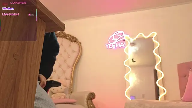 kittystart tay online show from November 8, 11:47 am