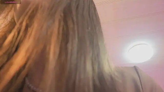 kittystart tay online show from November 29, 7:25 pm