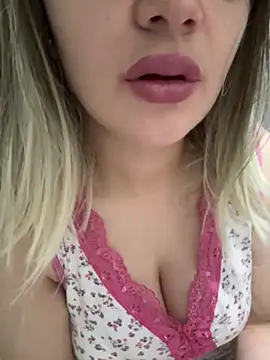 Snapshot of Gamzemm8888 chatting on January 14, 8:04 pm Gamzemm8888 online show from January 14, 8:04 pm