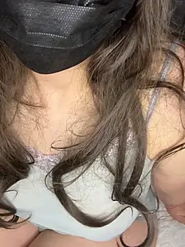 Snapshot of Gamzemm8888 chatting on February 5, 9:40 pm Gamzemm8888 online show from February 5, 9:40 pm