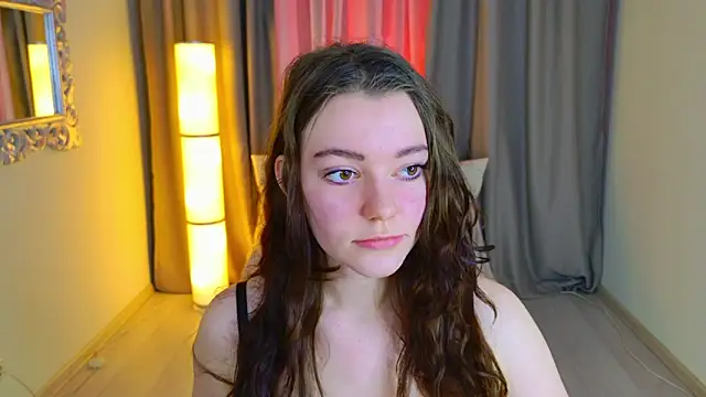 Lana  Cute  online show from February 28, 2:06 pm